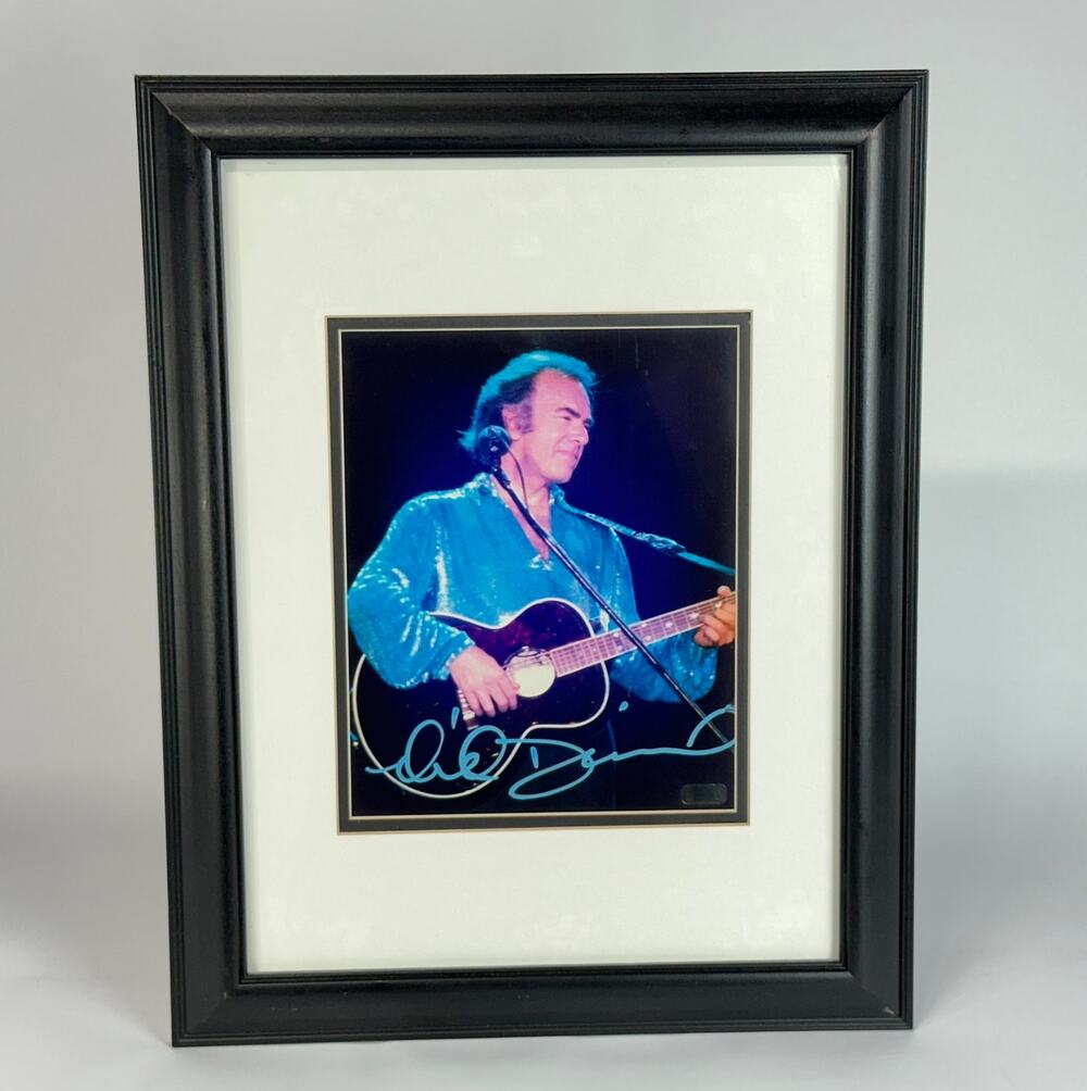 Neil Diamond Autographed 8x10 Concert Photo Framed & Matted Old Pro Gallery COA